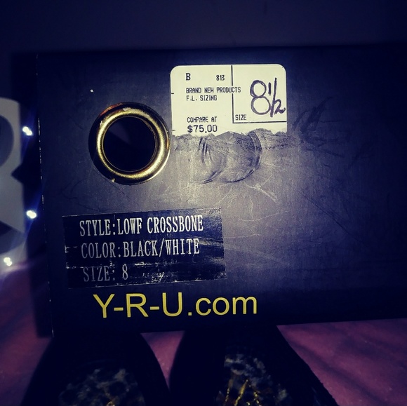 YRU Lowf Crossbone Slip on Flats. - Picture 6 of 6